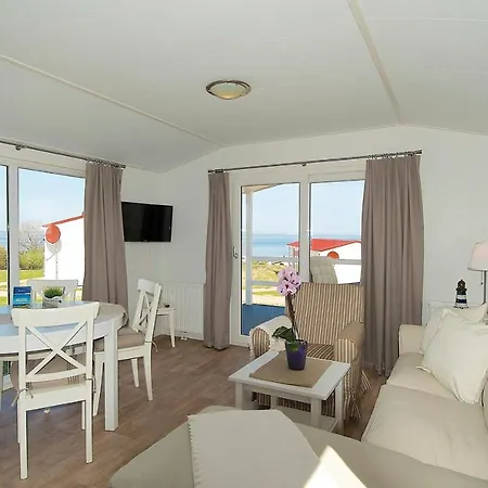 Haus 4 - #15006 *